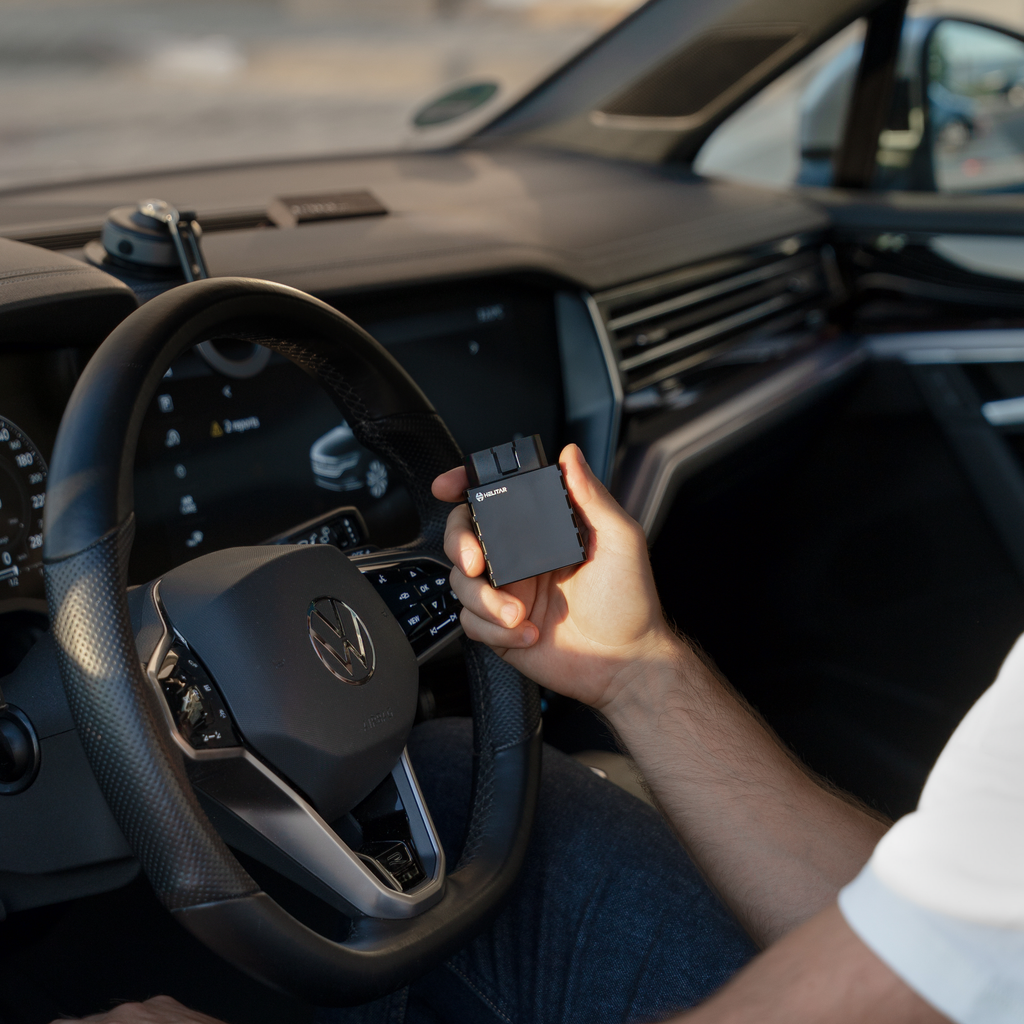 FMC800 Localizzatore GPS 4G - OBD Tracker per Auto e Furgoni con garanzia Furto e Incidente