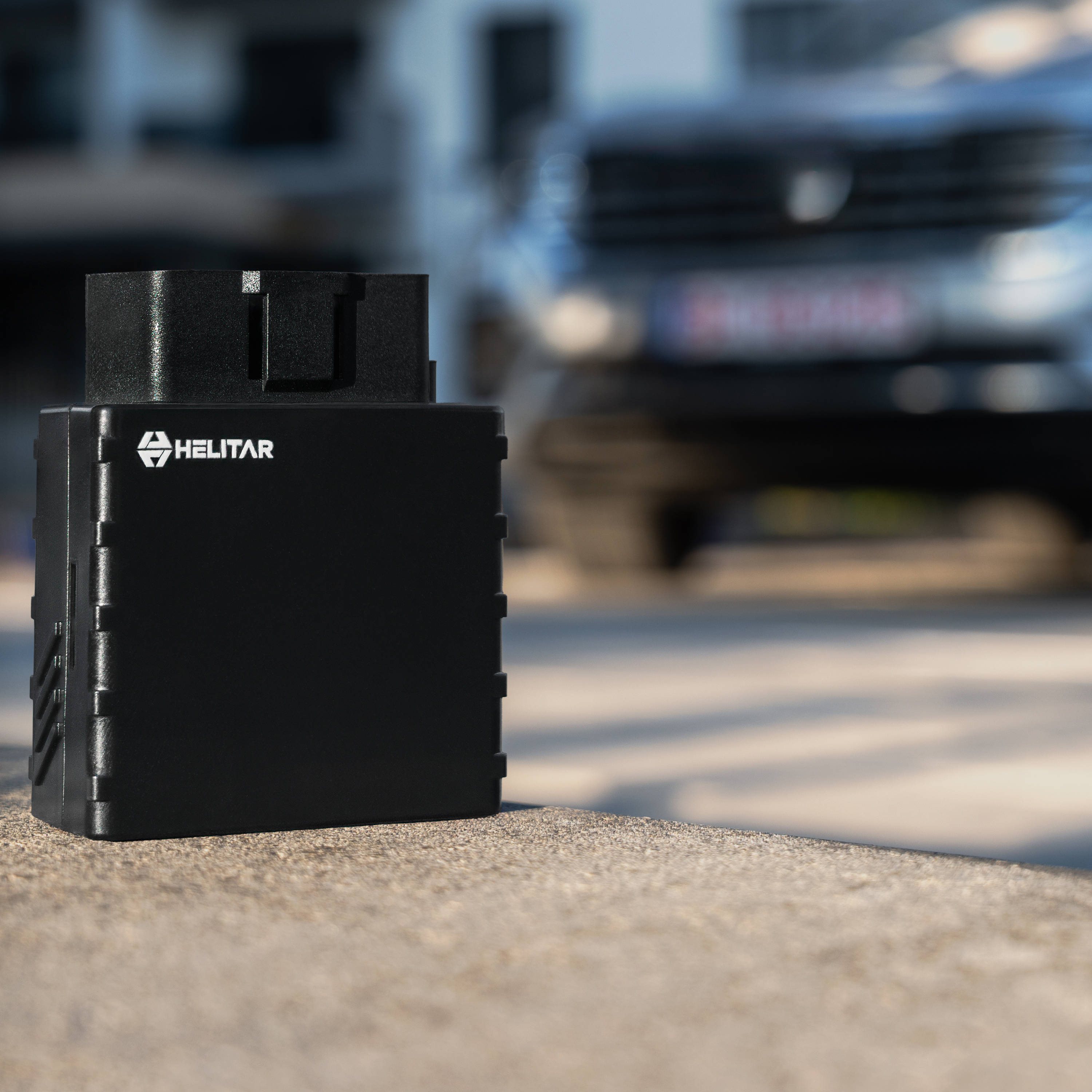 FMC800 Localizzatore GPS 4G - OBD Tracker per Auto e Furgoni con garanzia Furto e Incidente