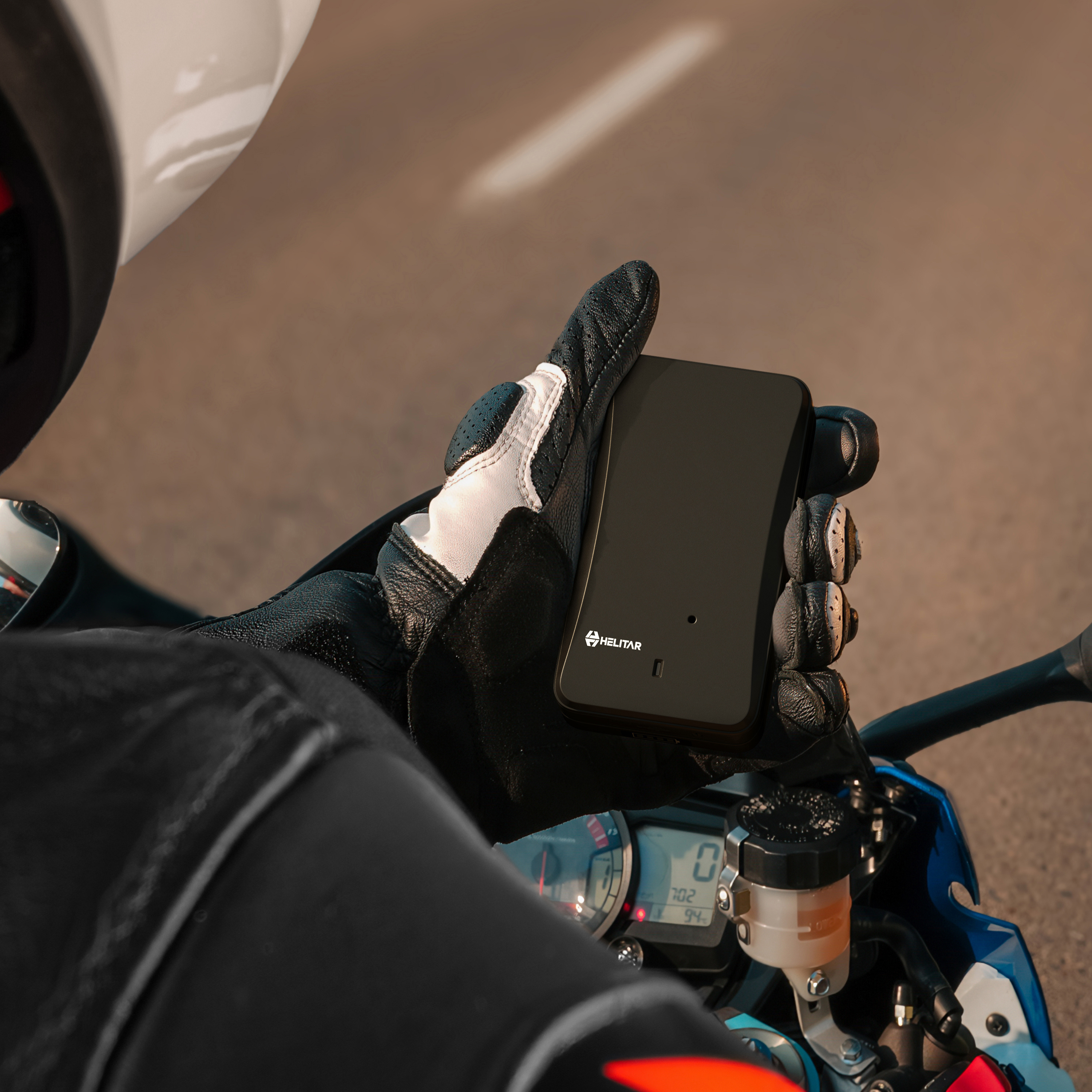 JM-LL01 Localizzatore GPS 4G - Antifurto magnetico per Auto, Moto e Furgoni con garanzia Furto e Incidente